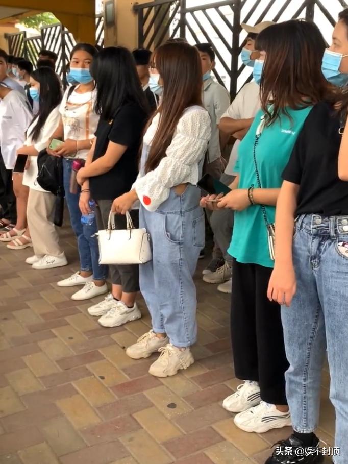 2400人电子厂,一千多人电子厂招工