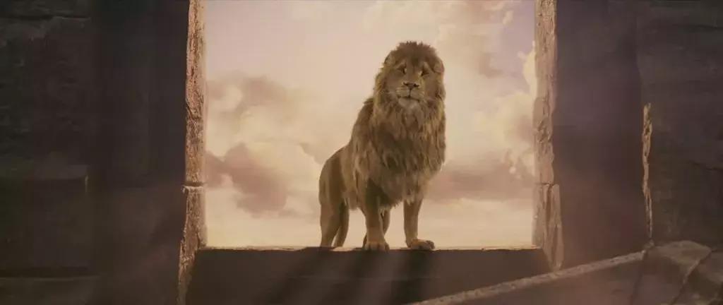 纳尼亚传奇是一本什么样的书,哈利波特纳尼亚传奇哪个地位高