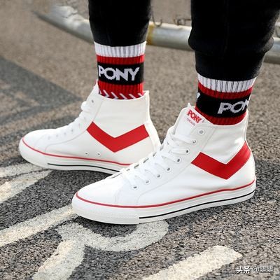 帆布鞋的正确穿搭方法男士,男人穿帆布鞋