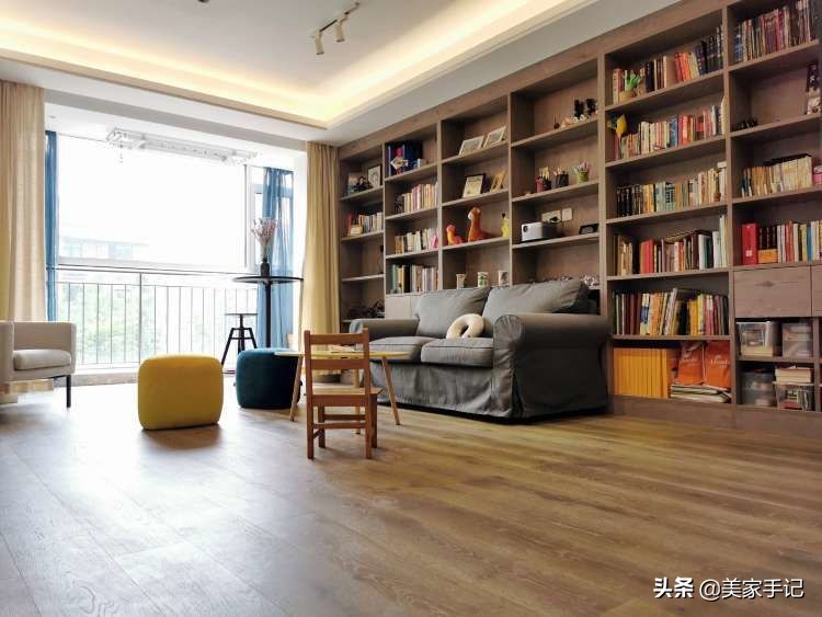 沙发不靠墙摆放书柜效果图,客厅沙发不靠墙的书柜