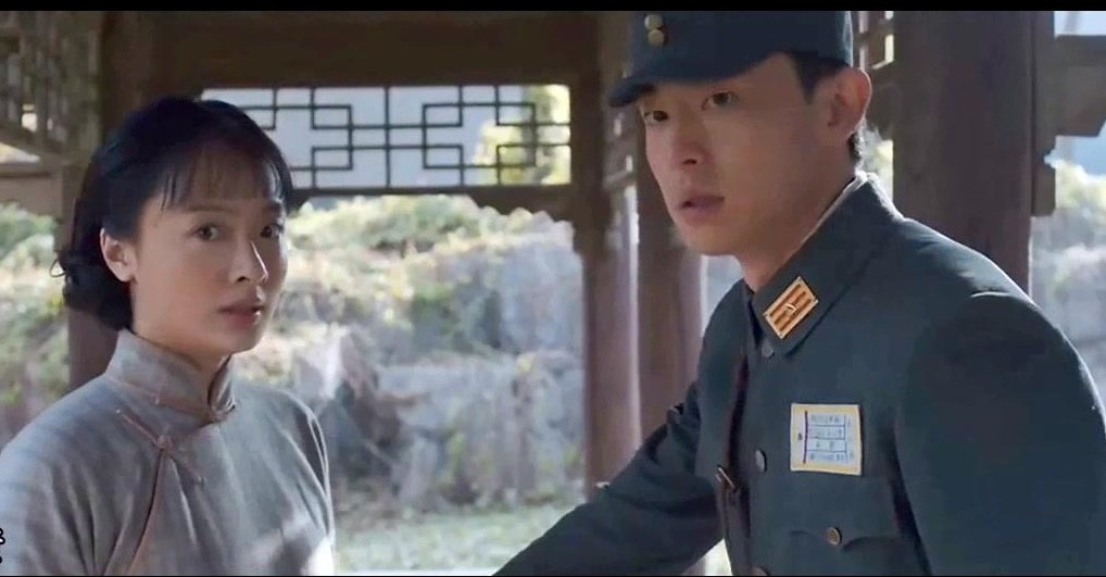 兆鹏求兆海送白灵出城是哪集,白灵让兆海一定要保护兆鹏