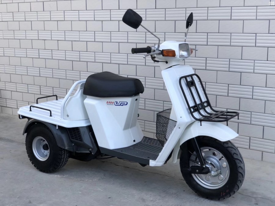 宝马金河星全封闭三轮摩托车,宝马摩托车k1800gt正三轮