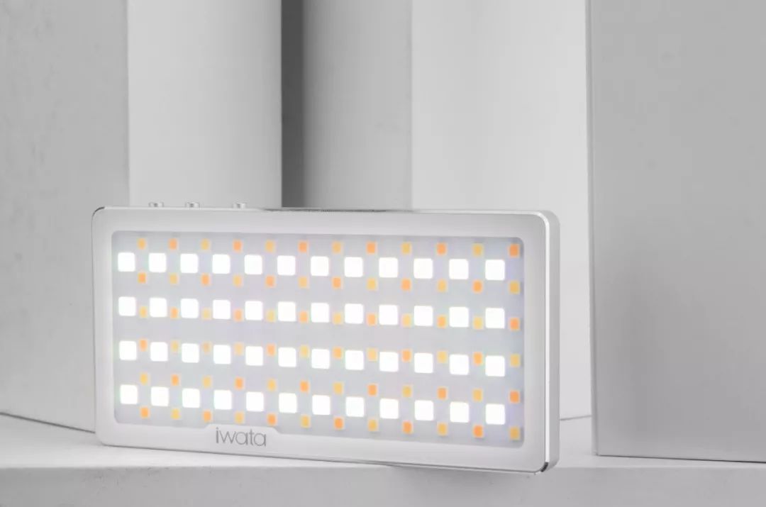 iwata补光灯,iwata补光灯测试