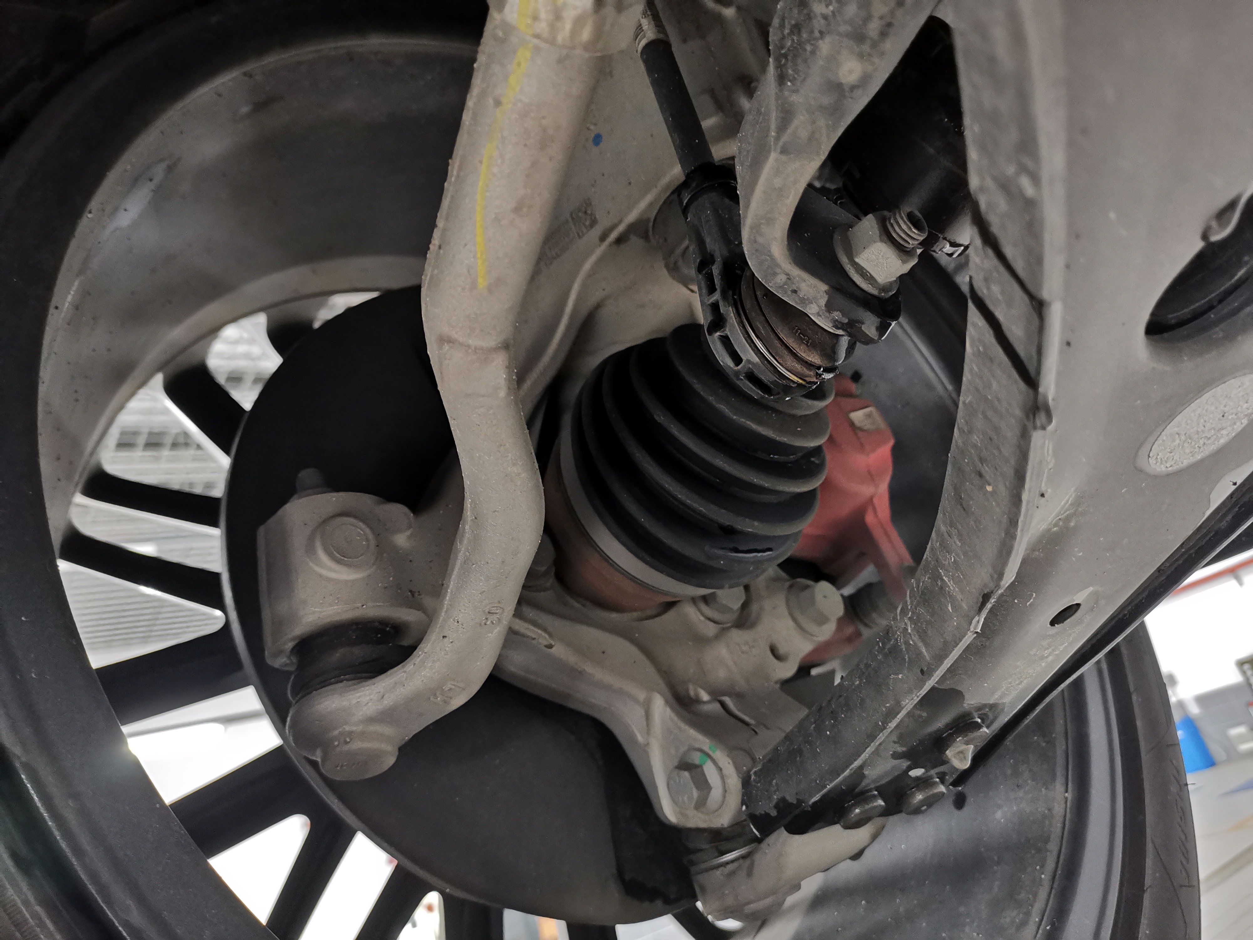 星瑞底盘比suv底盘低多少,星瑞底盘和速腾底盘