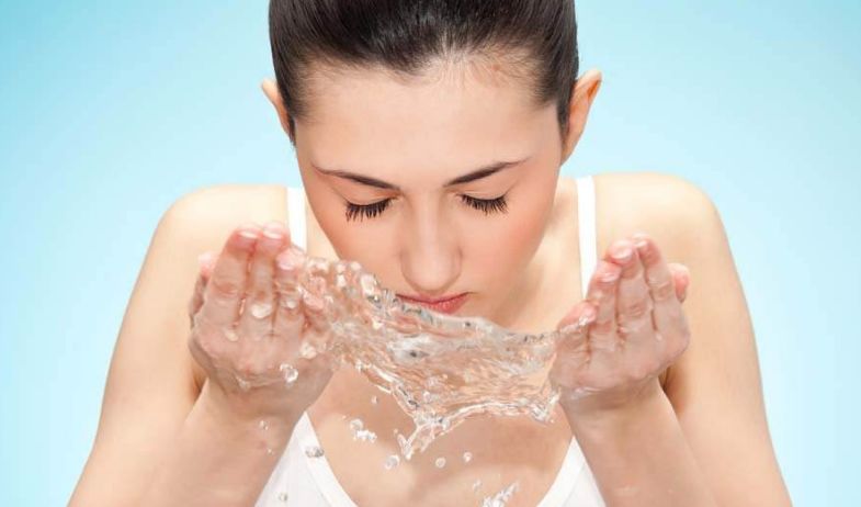 哪种洁面仪好用,轻松洗脸3招教你选对洁面仪