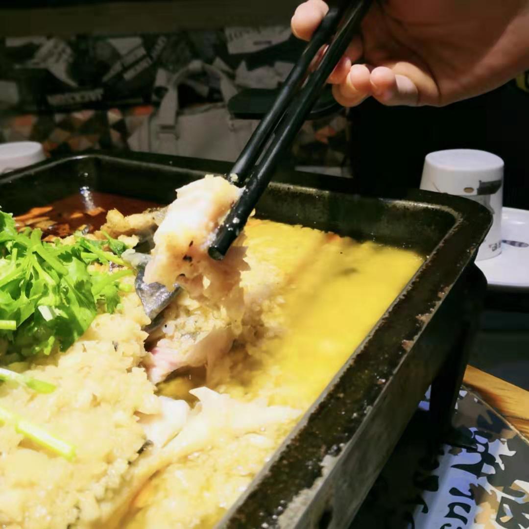 在城市立方泡了一天，发现这4家适合小聚、约会、过生日的餐厅