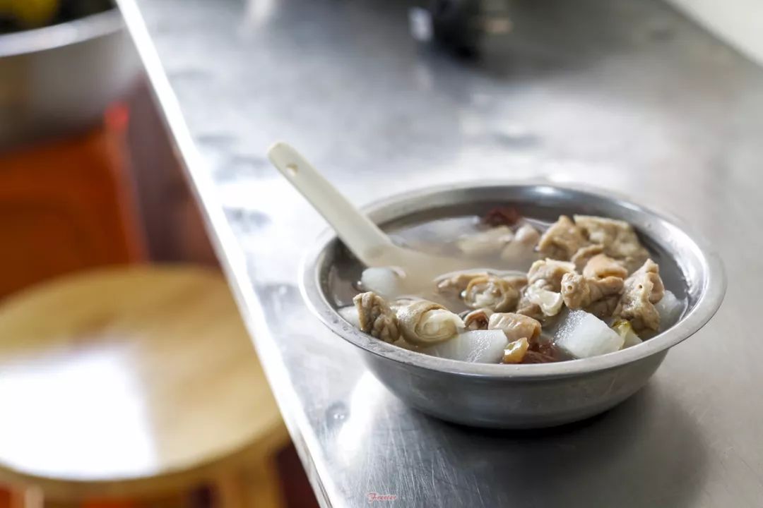 海南人有一套完整的消暑List，这其中绝对少不了吃糖水