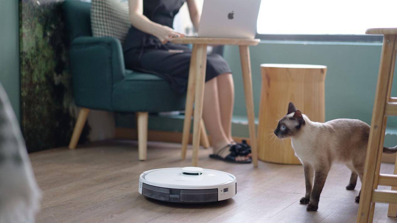 科沃斯扫地机器人dc43测评,科沃斯deebotdd35扫地机器人