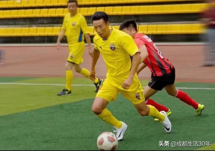 四川全兴队雄起,雄起四川队歌曲