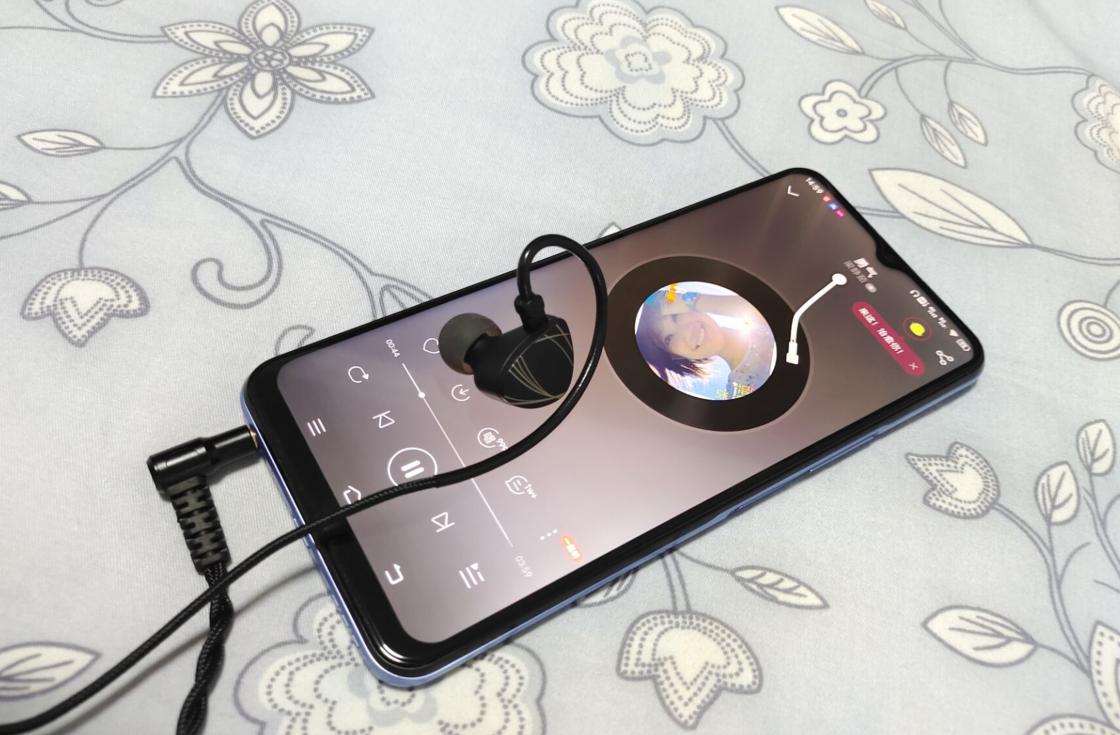 不吹不黑手机测评,不吹不黑2000元以下手机哪个好