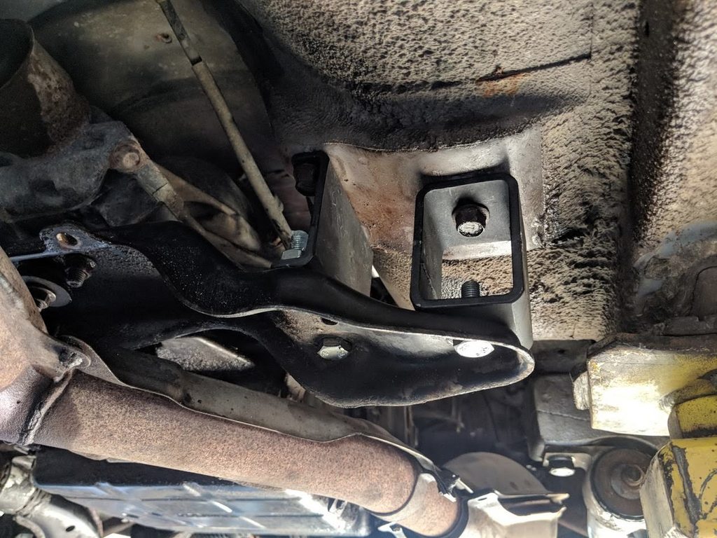 斯巴鲁翼豹2.0r两厢二手能入手吗,2006斯巴鲁翼豹二手多少钱