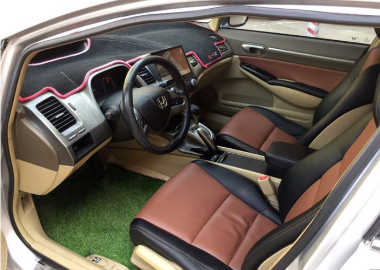 八代思域车价,八代思域7-8万元