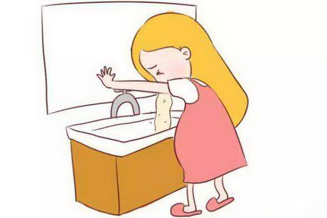 新生儿为什么不怎么吃奶粉,新生儿不吃母乳妈妈怎么喂养