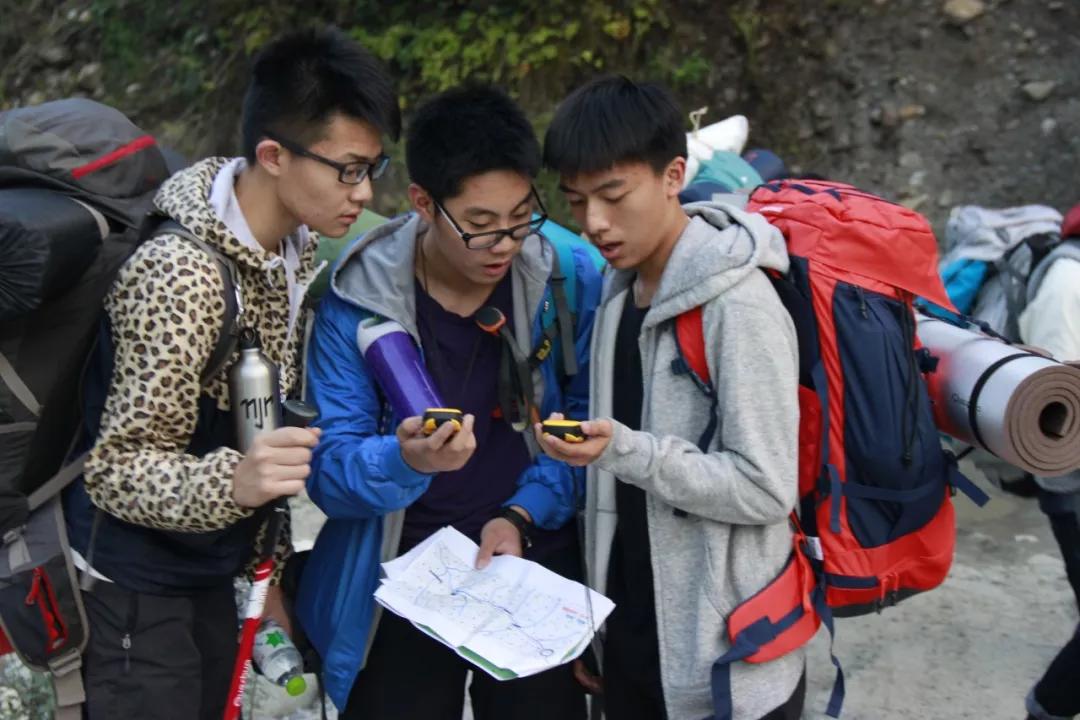 牛津国际公学成都分校多少钱一年,牛津国际公学招生简章