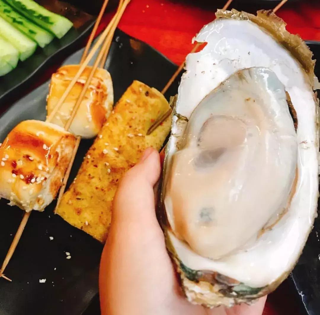 比顺德潮汕还生猛!广东这座小城又撩又骚,现在去正是好时机