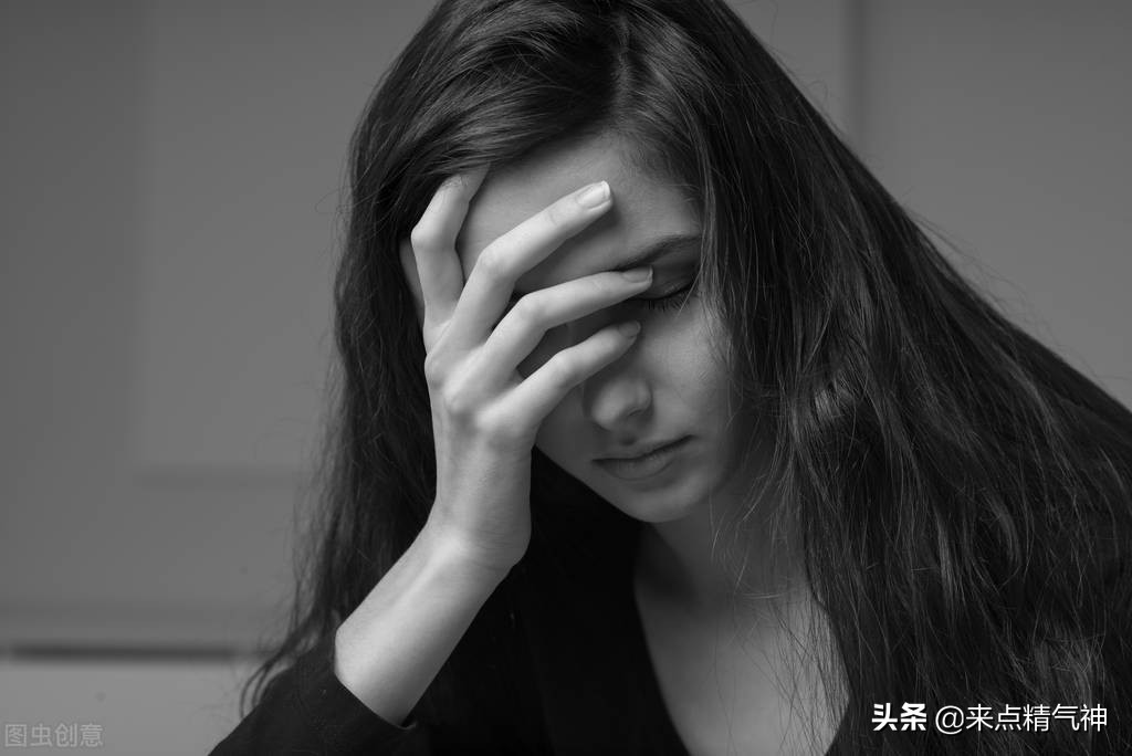 舌头胖大暗红色是什么原因,舌头有红色斑点中医说是什么原因