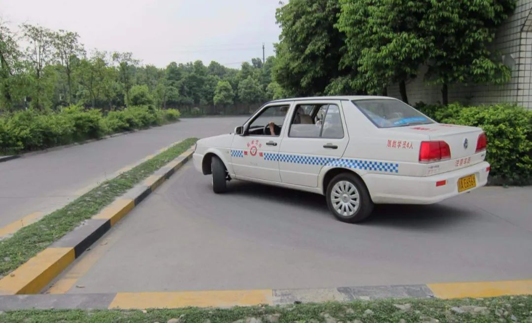 考b2科目一模拟考试,考b2科目一在哪里模拟最好