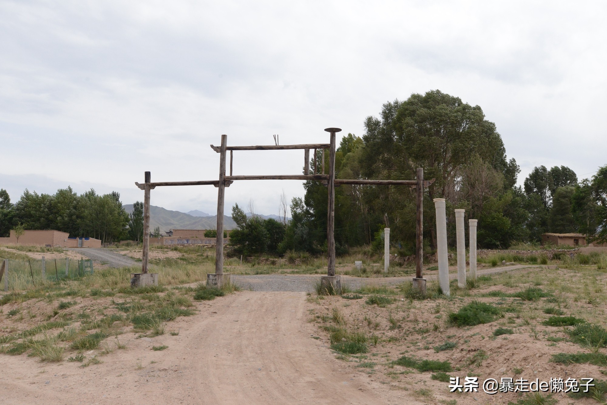 甘肃骊靬，历史、建筑均虚构的古城景区，值得去吗？