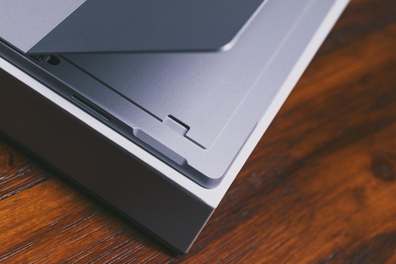 微软surfacepro6可以安装win11,微软surfacepro6可以玩游戏吗