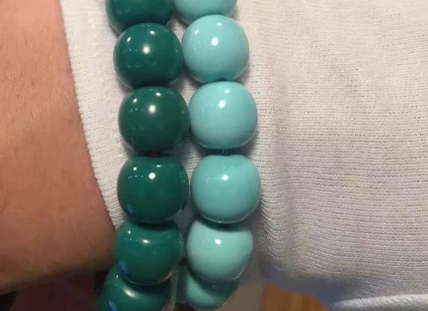 绿松石手盘后再用手套盘可以吗,蓝色绿松石后期盘玩效果什么样