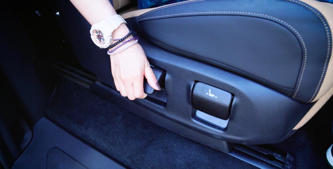 起亚嘉华比库斯途贵,起亚嘉华值不值入手