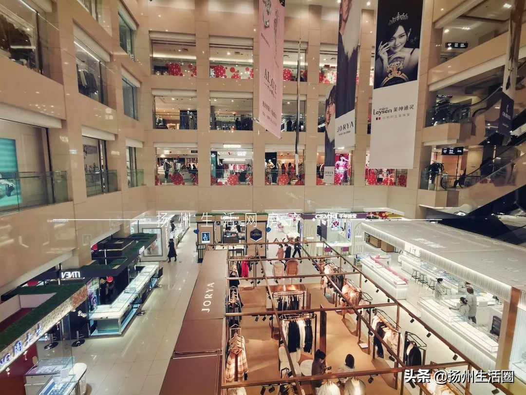 紧靠文昌阁却风光不再？！这两家陪扬州人长大的老牌商场，如今…