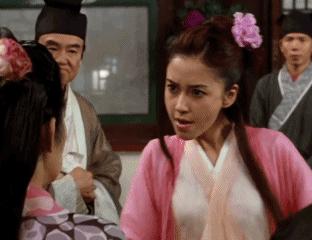 经常戴美瞳的女明星,被美瞳毁掉