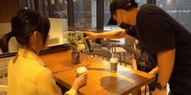 模特动作如何有慵懒感,动作僵硬的模特怎么拍