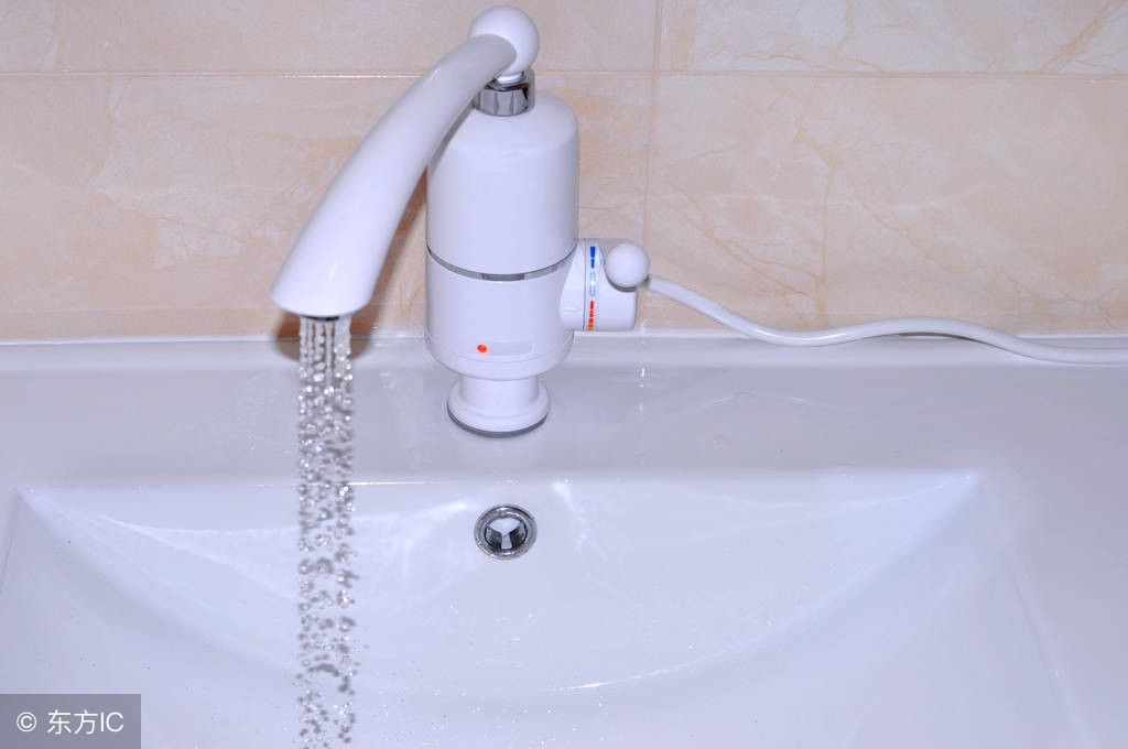 家里没有地线能装热水器吗,家里没有地线热水器能插着洗澡吗