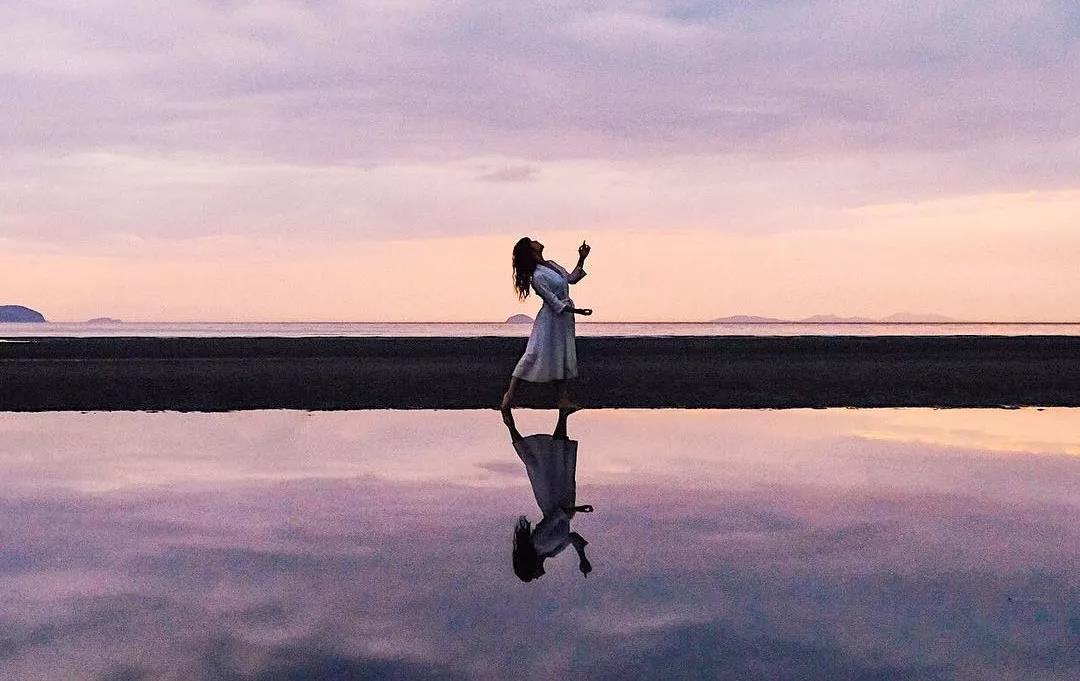 周渔的火车里面经典音乐 (周渔的火车情感片段)