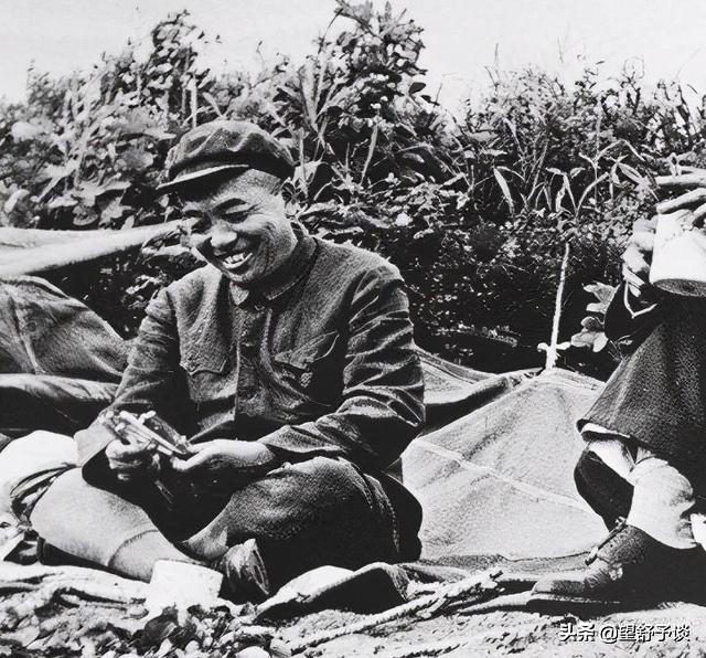 美方跨过了三八线,要不要援朝?总理下令:“立刻把彭老总接来”