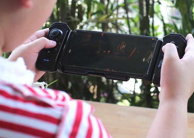 北通h2手柄可以玩什么游戏,北通h2手柄一键连招