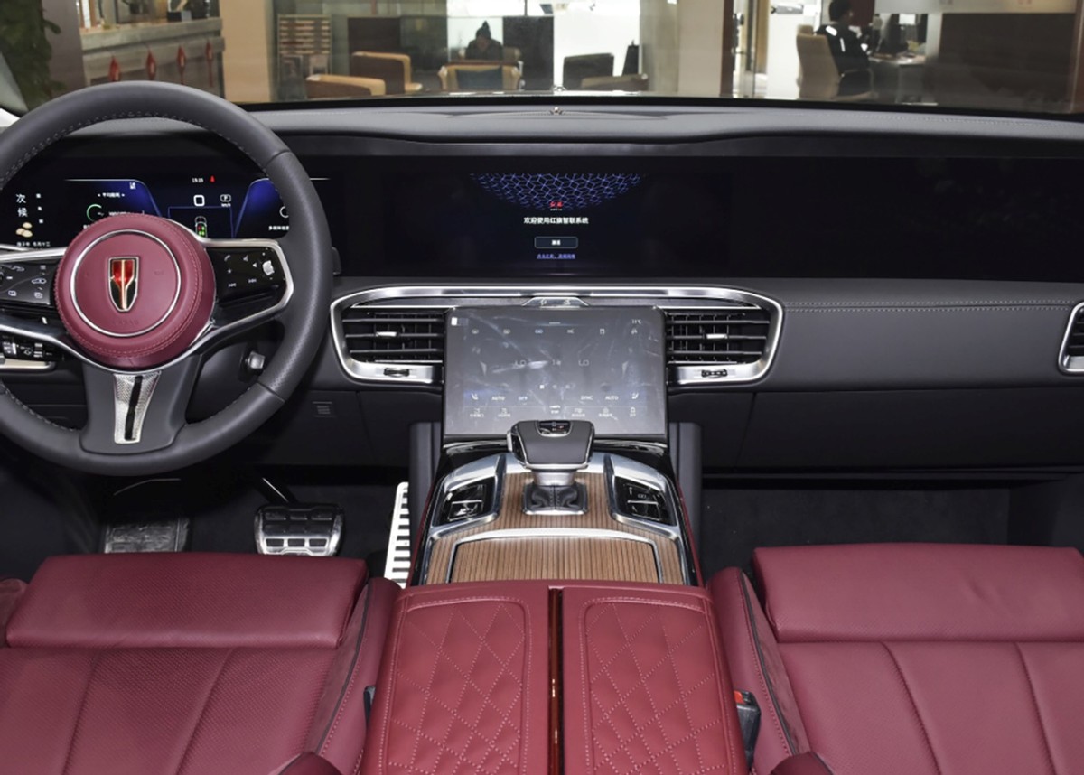 豪华不止步红旗e-hs9实车曝光,新款红旗e-hs9将于广州车展上市