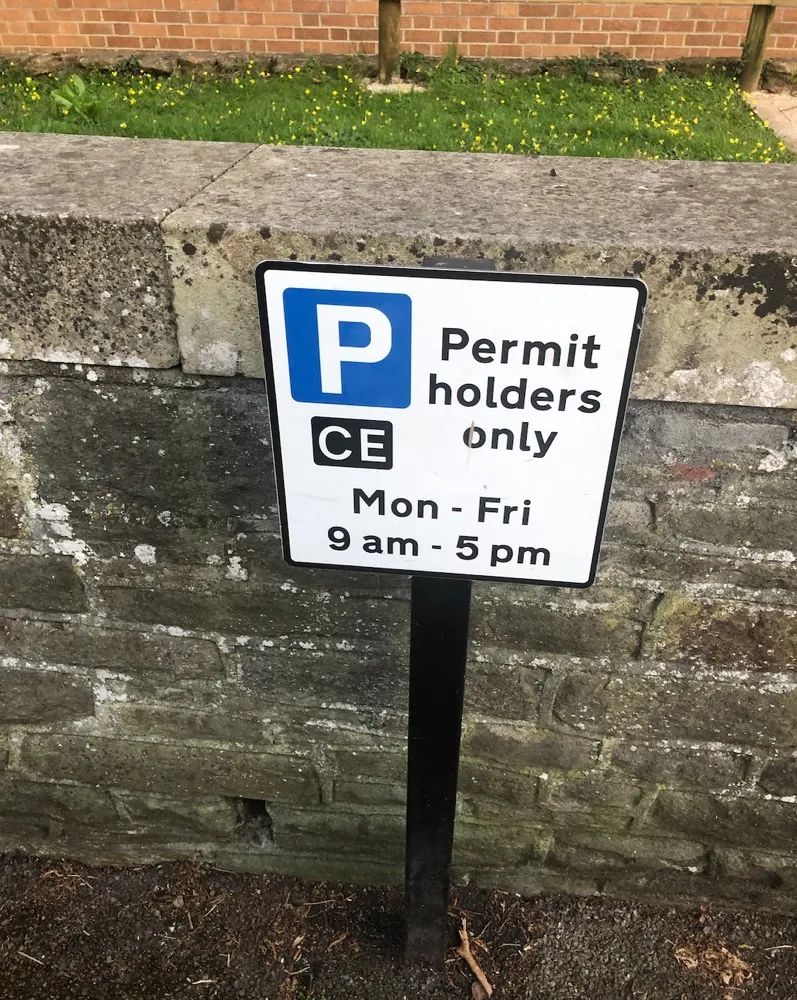 在英国开车自驾游,英国自驾游20000够吗