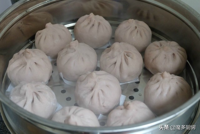 大包子的包子皮,妈妈蒸的大包子美味