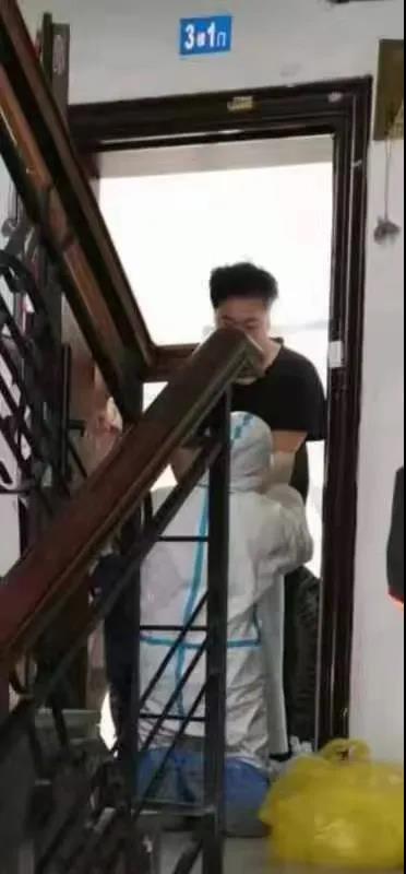 月圆日疫情来袭同战疫只争朝夕