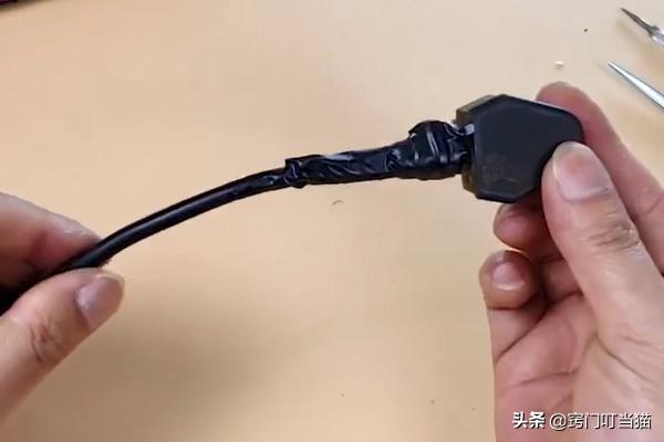 电瓶车充电器电线接头断裂,电线插头根部断裂怎么用线绑