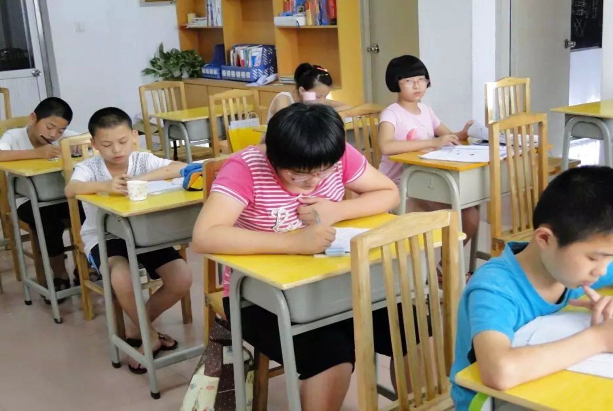 补课和辅导哪个好,补课真相大揭秘