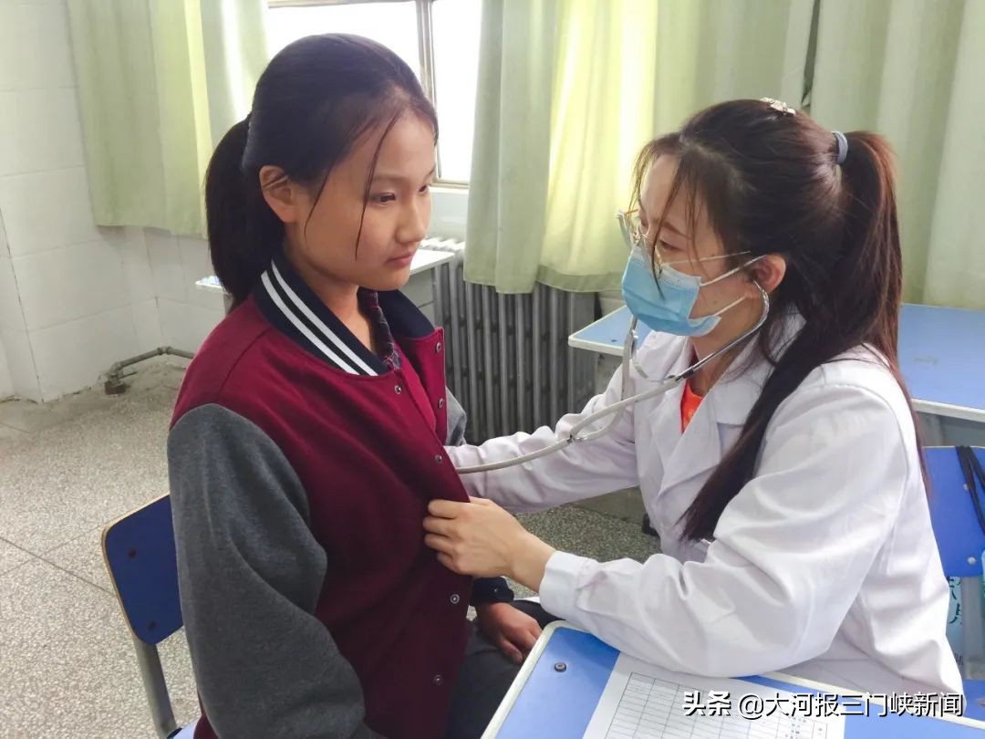 医护人员早上5点到岗,凌晨五点的医护人员