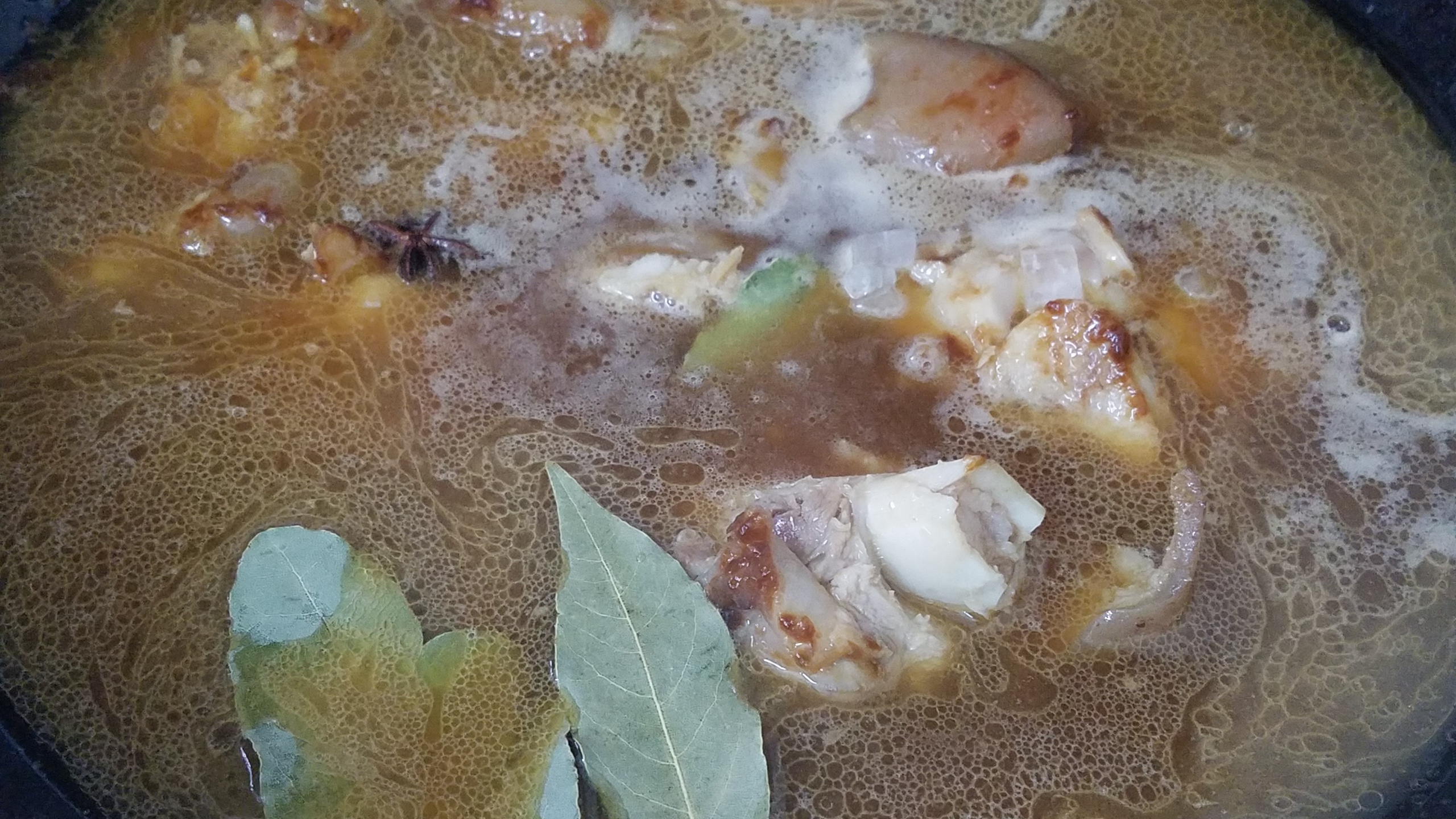 酱猪脚高压锅的家常做法,电饭锅焖酱猪脚