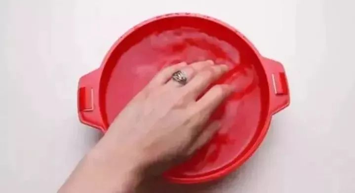 消防员手被卡怎么办,手指被卡消防来了