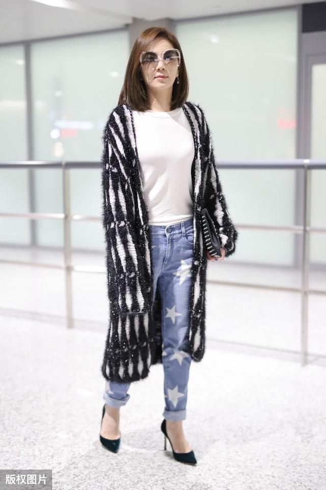 陈嘉桦同款牛仔裤,陈嘉桦私服穿搭低调不张扬