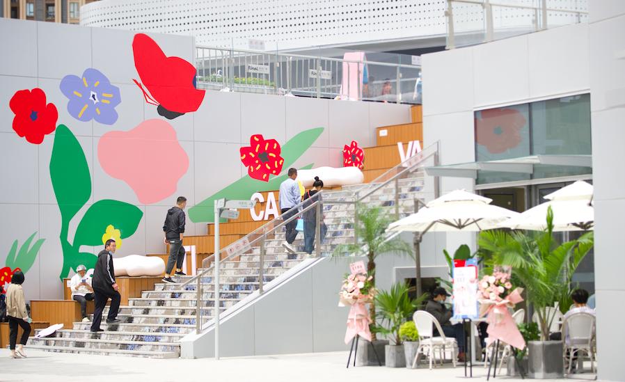 成都龙泉世茂广场营业时间,成都世茂广场什么完工