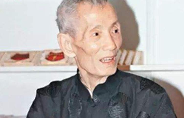 香港富豪风水师，不贪钱财让人多行善举，病危李嘉诚抢付医药费