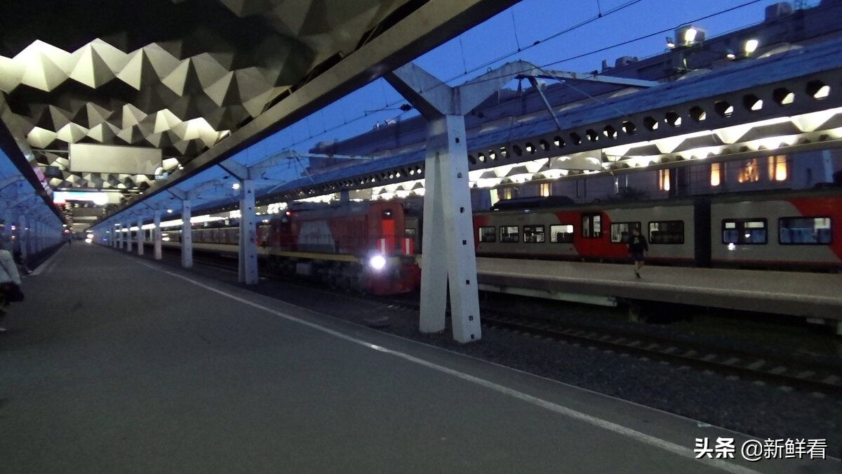 俄罗斯圣彼得堡火车卧铺,莫斯科到圣彼得堡的卧铺车厢怎样