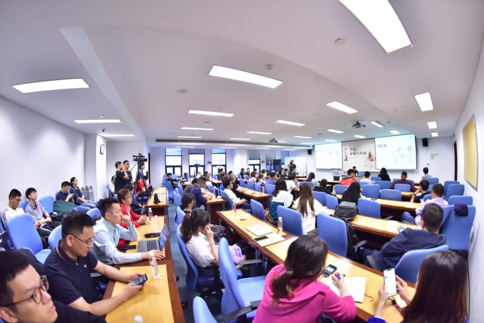 李辉：茶，打开经络的“钥匙”