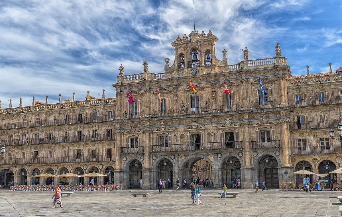 鍚嶆牎娴峰綊纭曞＋灏变笟,娴峰綊纭曞＋钖祫