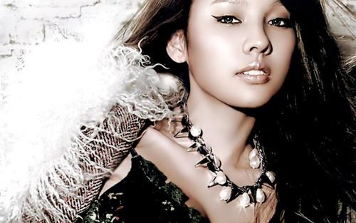 她性感火爆无人能敌,被誉为国民妖精,现在强势回归,魔粉们炸了