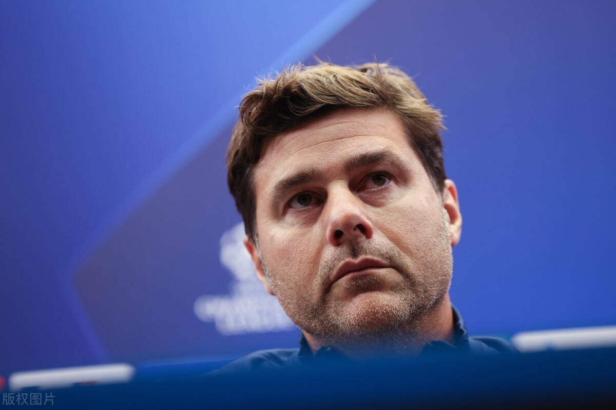 巴萨和巴黎两位主帅皆面临下课危机，梅西成为这两件事的导火索