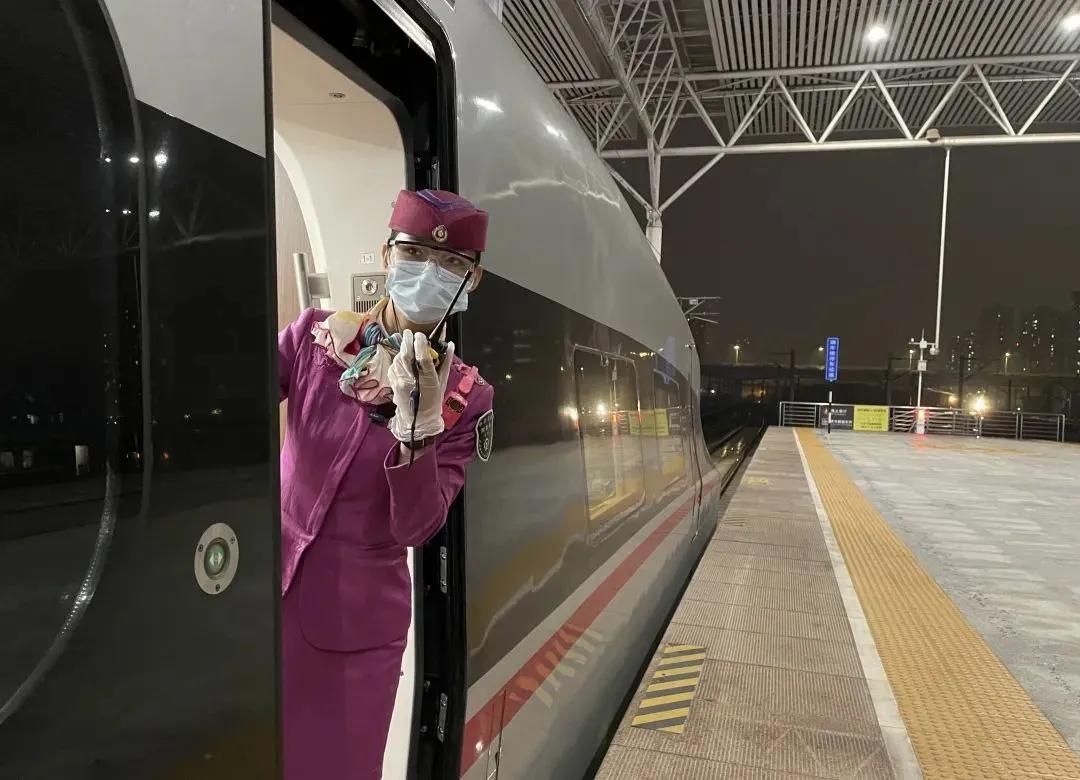 最长列车多少节车厢,列车长属于什么段